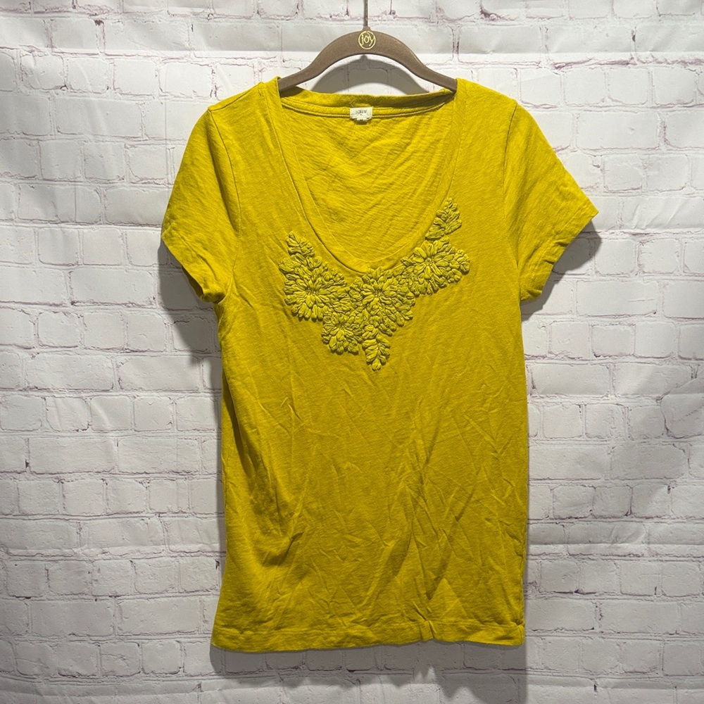 J. Crew Yellow Embroidered V-Neck‎ Tee 100% cotton Woman’s size medium